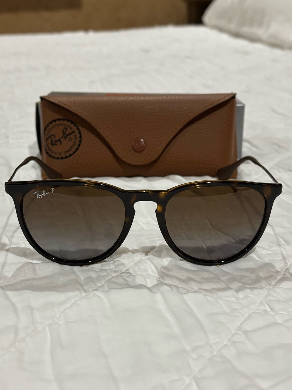 Ray-Ban Erika Classic polarized sunglasses in Polished Light Havana